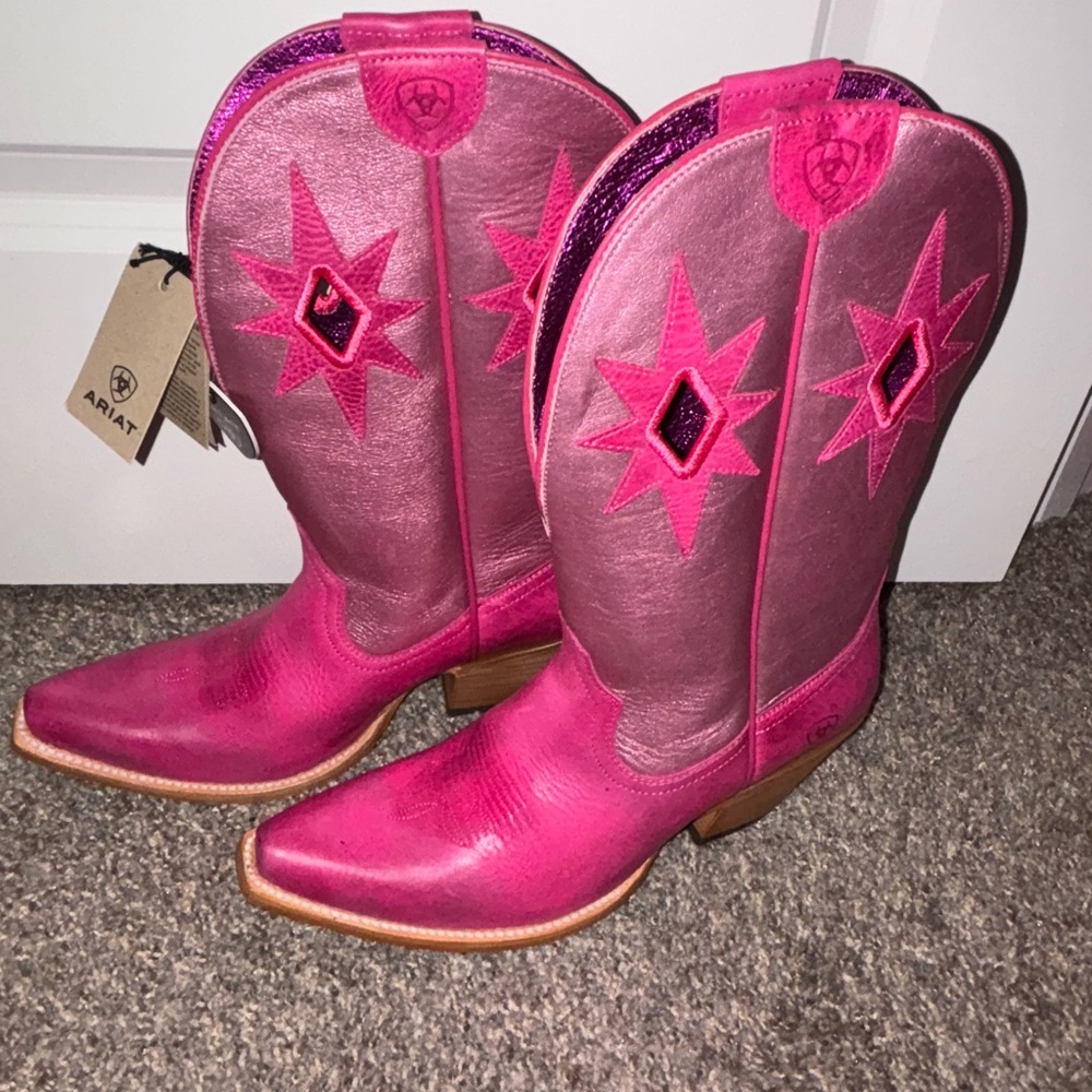 Sz. 9 Women’s Ariat Starlight Western Boots 10"